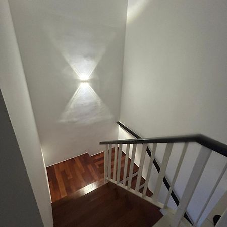 Eco Nest 3 Bedroom Duplex Apartment Nusajaya  Bagian luar foto